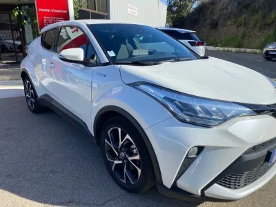 TOYOTA C-HR 122h Edition 2WD E-CVT MC19 occasion 2019 - Photo 2