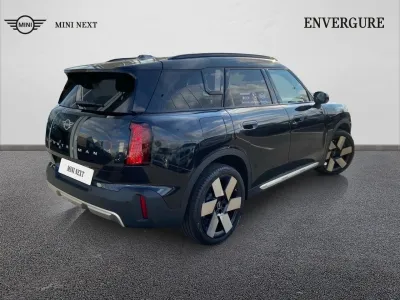 MINI Countryman C 170ch Favoured DKG7 occasion 2024 - Photo 2