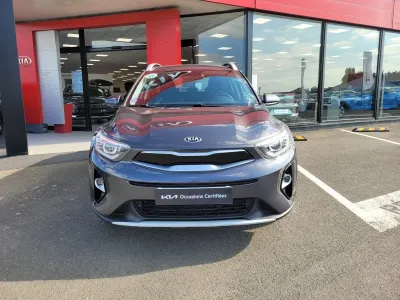 KIA Stonic 1.0 T-GDi 100ch ISG Active Euro6d-T occasion 2019 - Photo 2