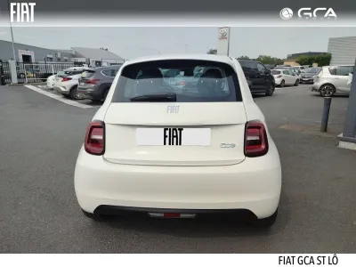 FIAT 500 e 95ch Action occasion 2022 - Photo 4