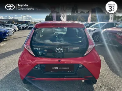 TOYOTA Aygo 1.0 VVT-i 69ch x-play TOUCH 5p occasion 2018 - Photo 4