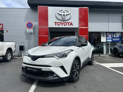 TOYOTA C-HR 122h Graphic 2WD E-CVT RC18 occasion 2018 - Photo 1