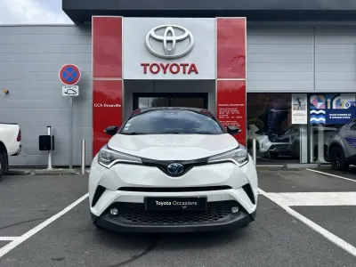 TOYOTA C-HR 122h Graphic 2WD E-CVT RC18 occasion 2018 - Photo 2