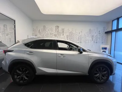 LEXUS NX 300h 4WD F SPORT Executive occasion 2017 - Photo 4