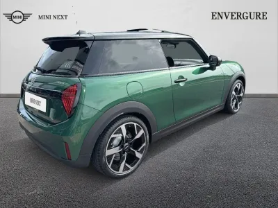 MINI Cooper 3 Portes S 204ch Favoured DKG7 occasion 2024 - Photo 2