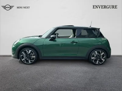 MINI Cooper 3 Portes S 204ch Favoured DKG7 occasion 2024 - Photo 3