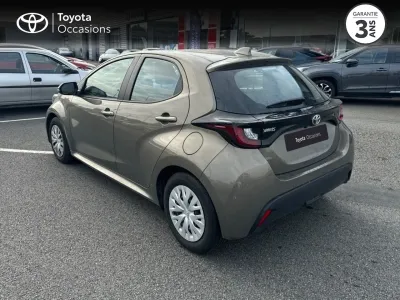 TOYOTA Yaris 70 VVT-i Dynamic 5p MY22 occasion 2023 - Photo 2