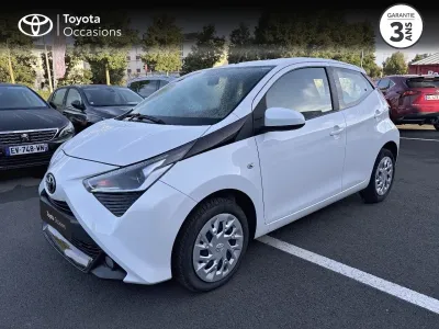 TOYOTA Aygo 1.0 VVT-i 72ch x-play 5p MY21 occasion 2021 - Photo 1