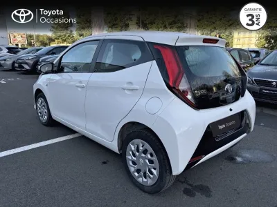 TOYOTA Aygo 1.0 VVT-i 72ch x-play 5p MY21 occasion 2021 - Photo 2