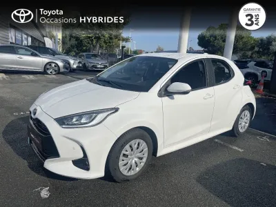 TOYOTA Yaris 116h Dynamic Business 5p + Programme Beyond Zero Academy MY21 occasion 2022 - Photo 1