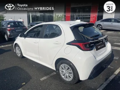 TOYOTA Yaris 116h Dynamic Business 5p + Programme Beyond Zero Academy MY21 occasion 2022 - Photo 2