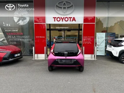 TOYOTA Aygo 1.0 VVT-i 72ch x-cite 3p occasion 2019 - Photo 4