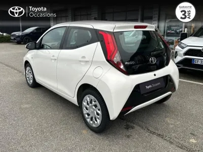 TOYOTA Aygo 1.0 VVT-i 72ch x-play 5P   TVA RECUPERABLE occasion 2021 - Photo 2