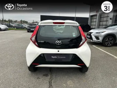 TOYOTA Aygo 1.0 VVT-i 72ch x-play 5P   TVA RECUPERABLE occasion 2021 - Photo 4