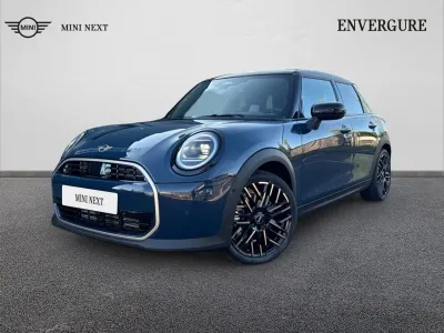 MINI Cooper 5 Portes C 156ch Favoured DKG7 occasion 2024 - Photo 1