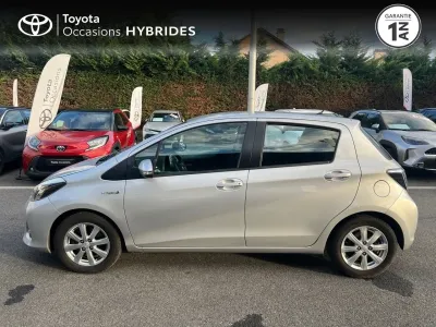 TOYOTA Yaris HSD 100h Dynamic 5p occasion 2014 - Photo 3