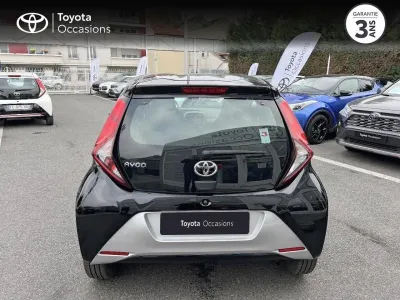 TOYOTA Aygo 1.0 VVT-i 72ch x-play 5p MY20 occasion 2022 - Photo 4