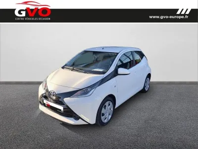 TOYOTA Aygo 1.0 VVT-i 69ch x-play 5p occasion 2018 - Photo 1