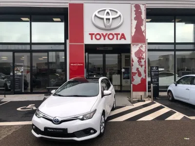 TOYOTA Auris HSD 136h Dynamic occasion 2016 - Photo 1