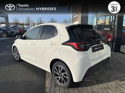 TOYOTA Yaris 116h Design 5p MY22 occasion 2021 - Photo 2