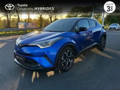 TOYOTA C-HR 122h Graphic 2WD E-CVT RC18 occasion 2017 - Photo 1