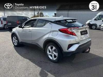 TOYOTA C-HR 122h Dynamic 2WD E-CVT occasion 2017 - Photo 2