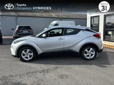 TOYOTA C-HR 122h Dynamic 2WD E-CVT occasion 2017 - Photo 3