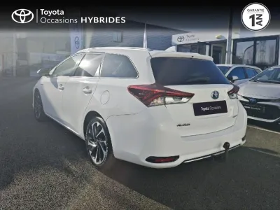 TOYOTA Auris Touring Sports HSD 136h Design RC18 occasion 2018 - Photo 2