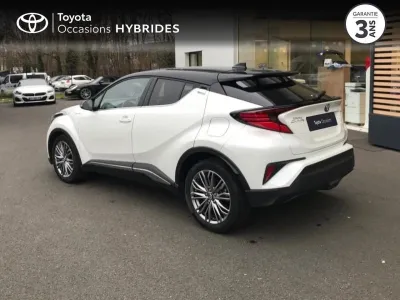 TOYOTA C-HR 122h Distinctive 2WD E-CVT MY22 occasion 2022 - Photo 2