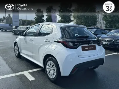 TOYOTA Yaris 70 VVT-i France Business 5p occasion 2021 - Photo 2