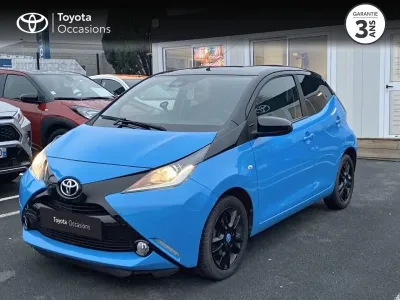 TOYOTA Aygo 1.0 VVT-i 69ch Stop&Start x-play 5p occasion 2015 - Photo 1