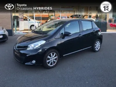 TOYOTA Yaris 100 VVT-i Dynamic 5p occasion 2013 - Photo 1