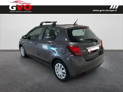 TOYOTA Yaris HSD 100h Dynamic 5p occasion 2017 - Photo 2