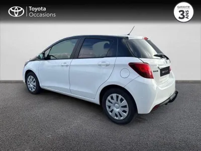 TOYOTA Yaris 69 VVT-i France 5p occasion 2016 - Photo 2