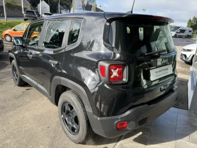 JEEP Renegade 1.0 GSE T3 120ch Sport occasion 2019 - Photo 4