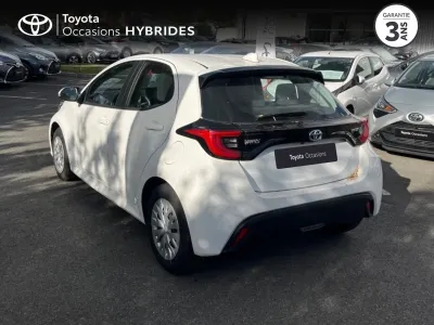 TOYOTA Yaris 116h Dynamic 5p MY21 occasion 2022 - Photo 2