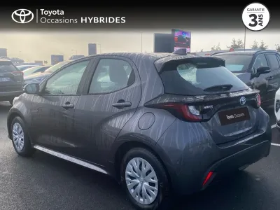 TOYOTA Yaris 116h Dynamic 5p MY22 occasion 2023 - Photo 2