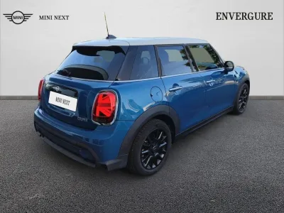 MINI Mini 5 Portes Cooper 136ch Edition Camden BVA7 occasion 2021 - Photo 2