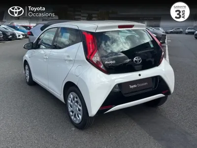 TOYOTA Aygo 1.0 VVT-i 72ch x-play 5p occasion 2019 - Photo 2