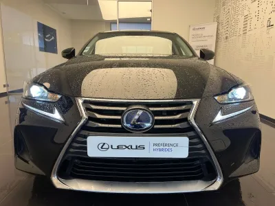 LEXUS IS 300h Pack Business MY20 occasion 2020 - Photo 2