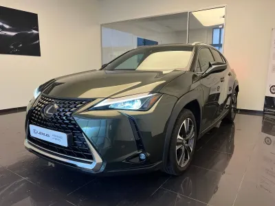 LEXUS UX 250h 2WD Premium Edition MY20 occasion 2021 - Photo 1