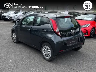 TOYOTA Aygo 1.0 VVT-i 72ch x-play 5p MY20 occasion 2021 - Photo 2