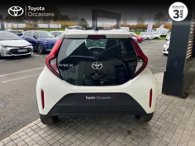 TOYOTA Aygo X 1.0 VVT-i 72ch Dynamic occasion 2022 - Photo 4