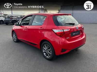 TOYOTA Yaris 100h Dynamic 5p RC18 occasion 2018 - Photo 2