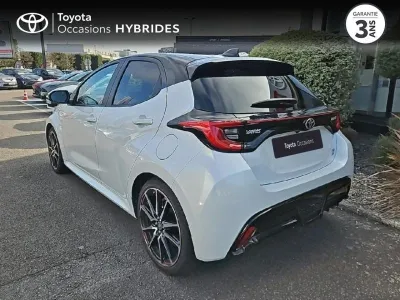 TOYOTA Yaris 116h GR Sport 5p MY22 occasion 2023 - Photo 2