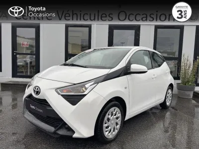 TOYOTA Aygo 1.0 VVT-i 72ch x-play 5p MY21 occasion 2022 - Photo 1