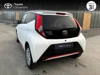 TOYOTA Aygo 1.0 VVT-i 72ch x-look 5p MY21 occasion 2021 - Photo 2