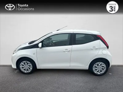 TOYOTA Aygo 1.0 VVT-i 72ch x-play 5p MY20 occasion 2020 - Photo 3