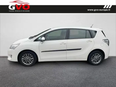 TOYOTA Verso 112 D-4D FAP Dynamic occasion 2017 - Photo 3