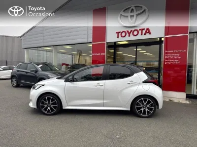 TOYOTA Yaris 116h Collection 5p MY22 occasion 2021 - Photo 3